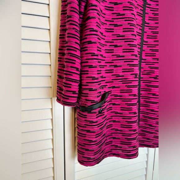 Multiples Textured Fuchsia Tunic with removeable infinity scarf, Size 1X    NWOT - Picture 4 of 13
